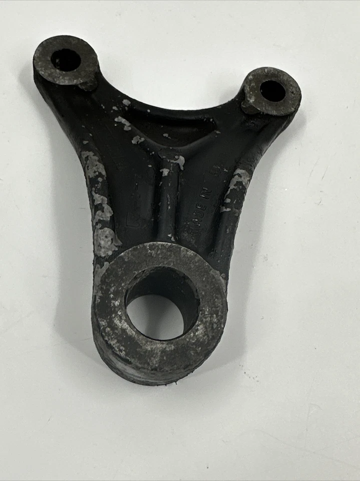 Porta pinza de freno trasera Suzuki GSX 1100S KATANA 1985 OEM S4355J - JB001 #R1 Foto 2 de 4