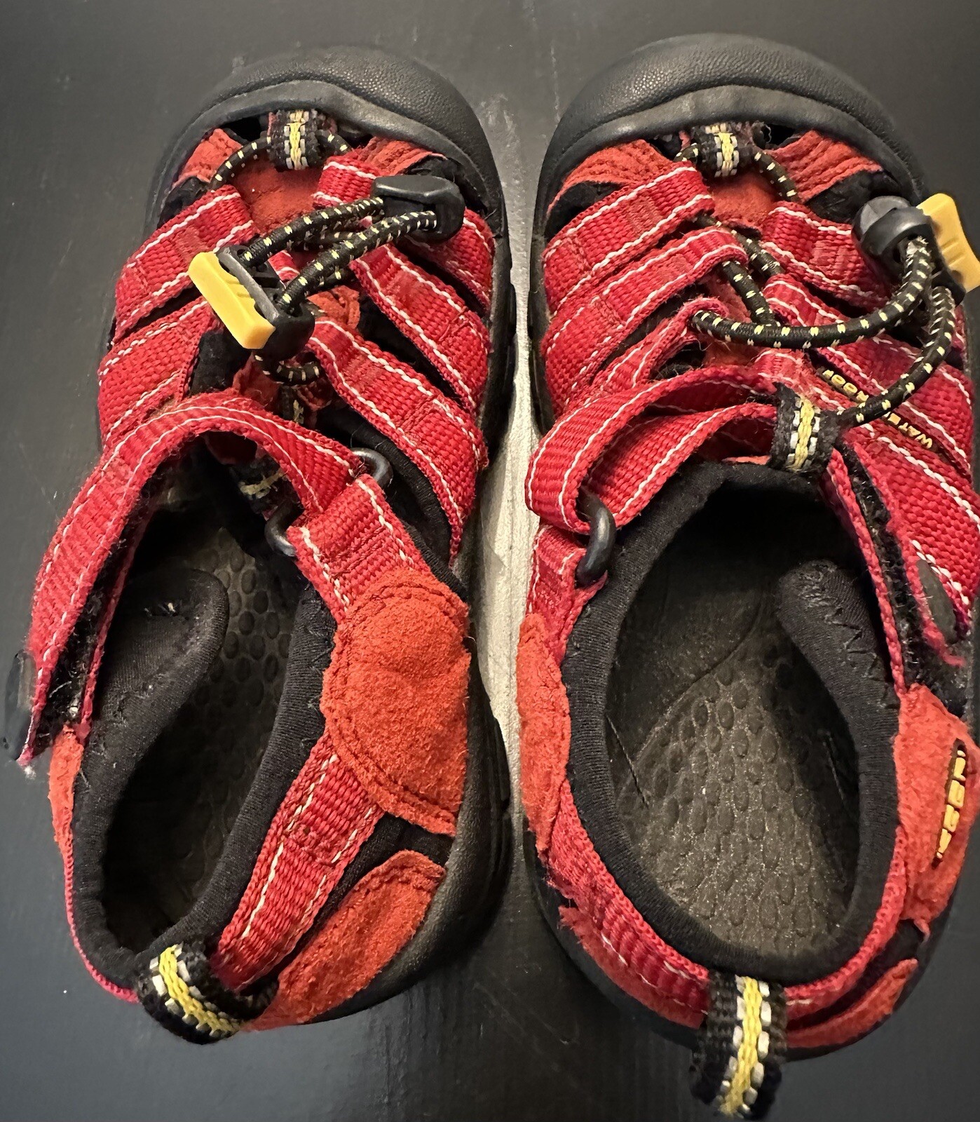 KEEN Sandali Impermeabili Bambino *Taglia 10 Rosso