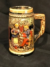 VINTAGE GERMAN MINIATURE BEER STEIN - COUPLE DRINKING AT RESTAURANT BAR