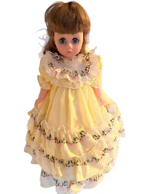 Madame Alexander 12'' Suellen #1301 Gone With The Wind Yellow Gown Scarlett 