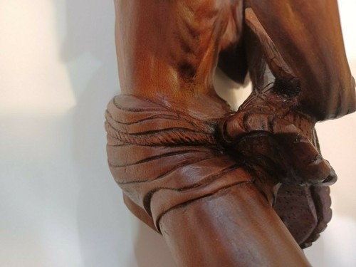 Beautiful 19" signed primative Indonesian Teak wood handcarved fisherman - Picture 6 of 12