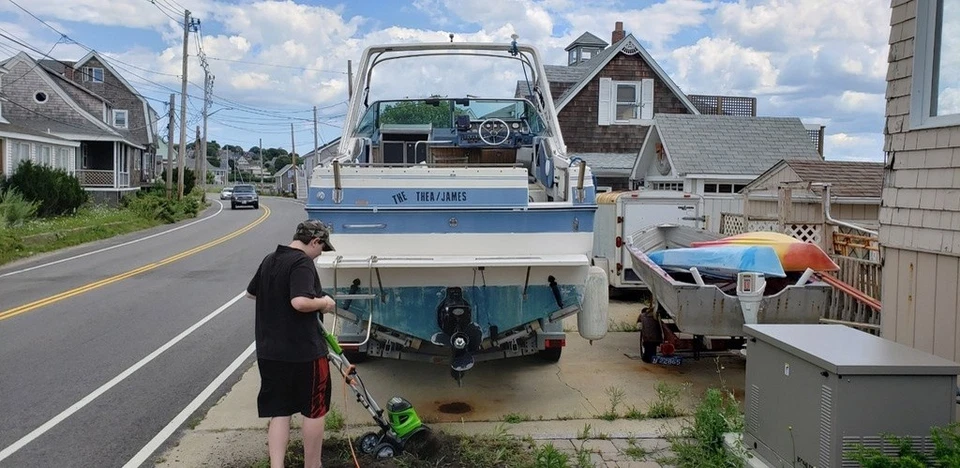 1987 Sea Ray Sundancer 268 MerCruiser 350 i/o Winterized - Image 3 of 4