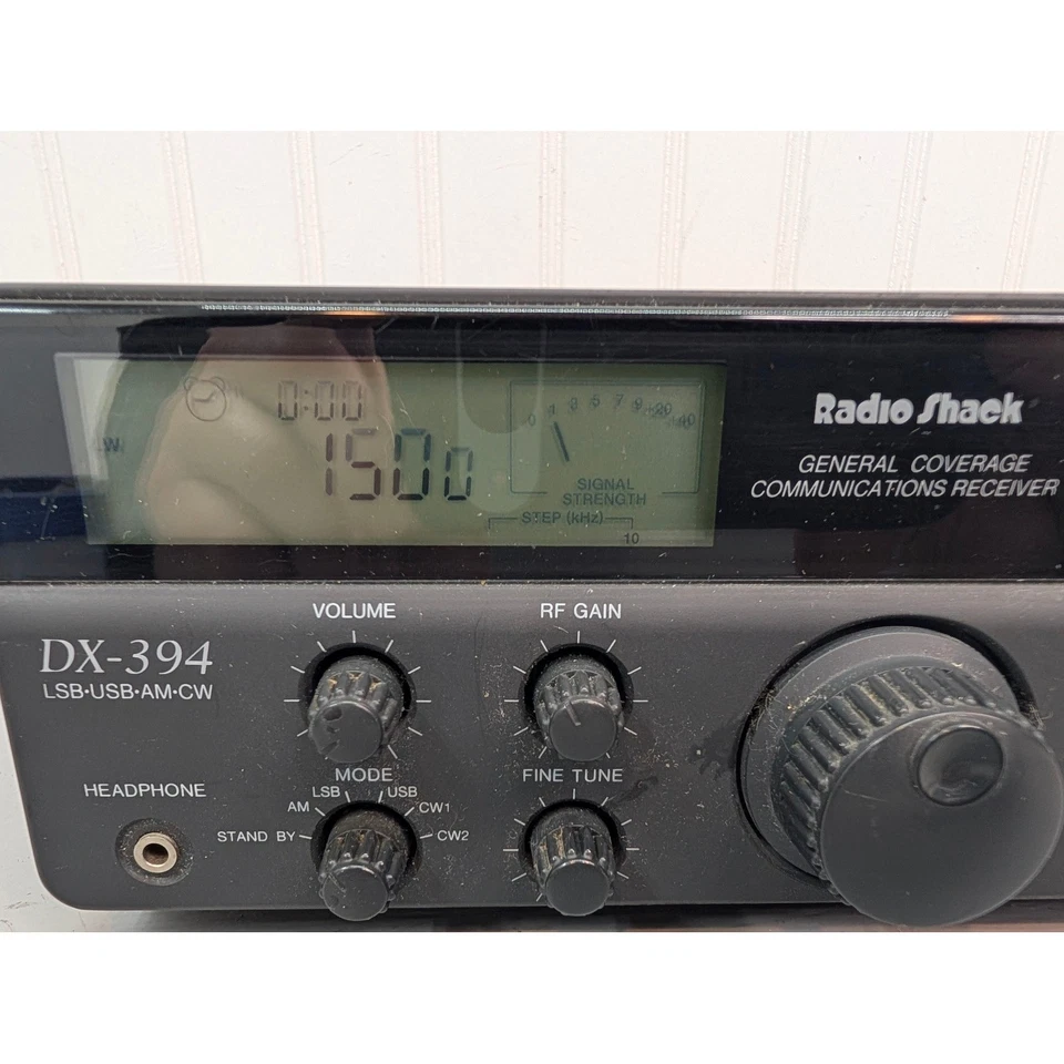 Receptor de comunicaciones Radio Shack DX-394 LSB-USB-AM-CW cobertura general funciona Foto 2 de 4