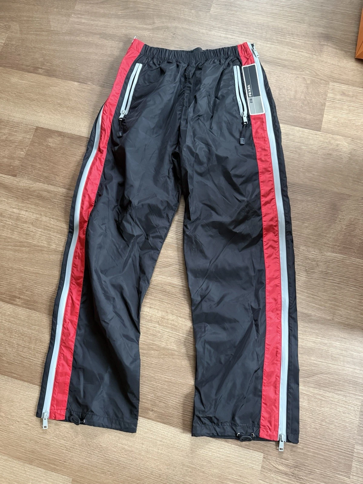 Prada Red Stripe 018 Nylon Track Pants Black/Red Men’s Medium