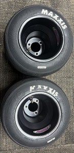 Go Kart Racing Black Aluminum Wheels And White Maxxis Tires