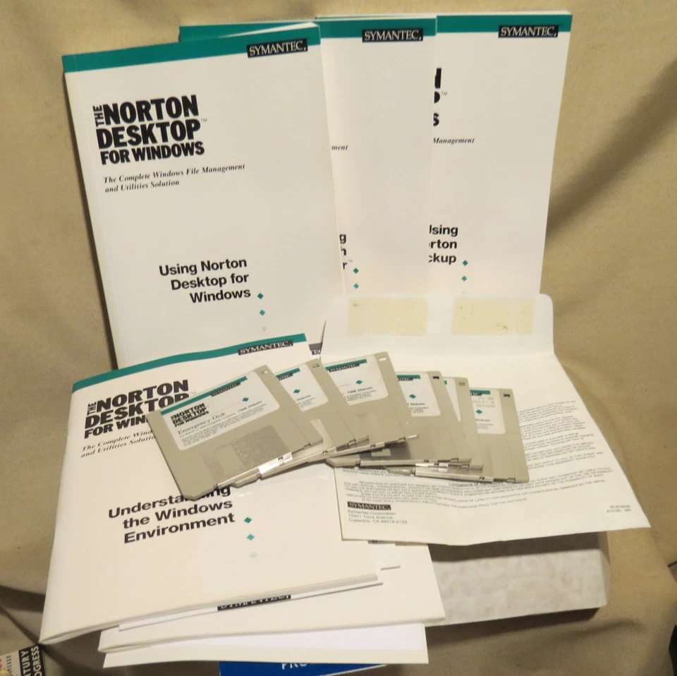 THE NORTON PC Anywhere Windows 1993 Version 1.0 new open box Educational Use - Image 2 of 2