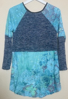 Casa Lee Womens Knit Shirt Size M Medium Stretch Colorful Long Sleeve Top