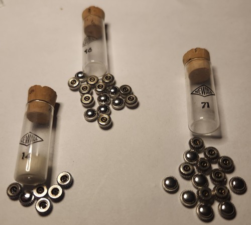 Vintage Newall Watch Crowns - 36 Pc - Picture 3 of 3
