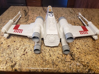 Hasbro Star Wars Giant X-Wing Fighter Ship R2D2 Toy C-2604A