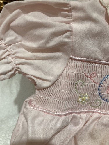 Pink Smocked Vintage Bubble Romper Hand Embroidered “BABY” Size 6-9 Months! NWOT - Picture 5 of 12