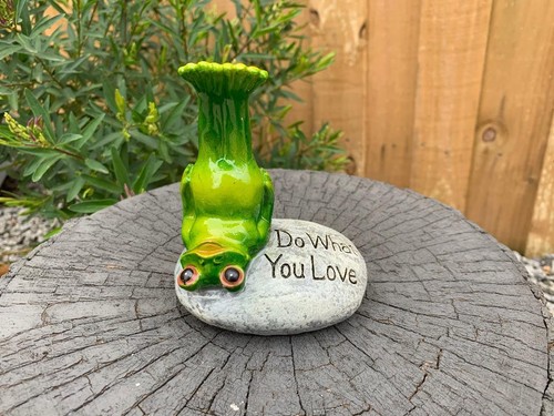Frogs Decorative Yoga Frog on Stone Figurines Funny Garden Home Décor Ornament - Picture 5 of 11