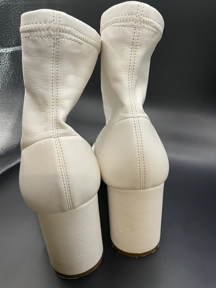 ⚡️ Botas al tobillo MAISON MARGIELA para mujer blanco roto Tabi talla EE. UU. 8 EURO 38 Foto 3 de 4