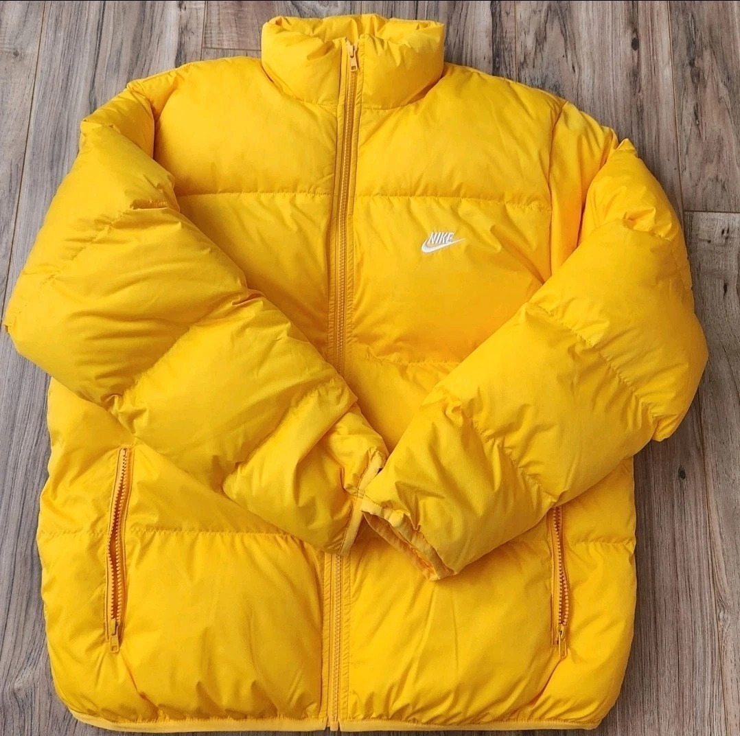 Nike Sportswear Club Puffer Jacket Men's Size X-Large Yellow