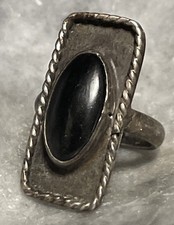 Roped Rectangular Southwestern Sterling Silver Ring w/Oval Onyx Stone Size 5