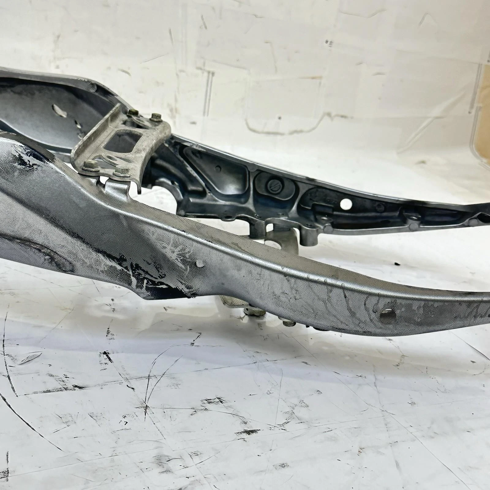 2012 - 2016 HONDA CBR1000RR REAR SUBFRAME BACK UNDERTAIL FRAME STOCK