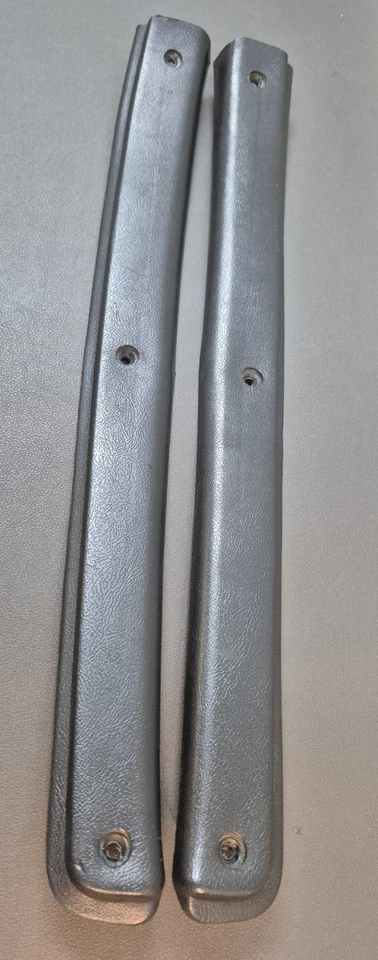 Blazer Chevy S10 P/U 1986-93 GMC S15 Sonoma Jimmy puerta pilar moldura gris Foto 3 de 4