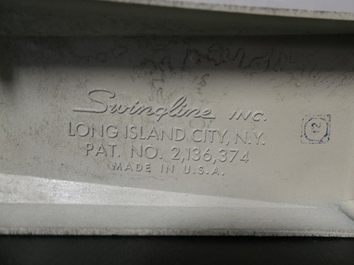 Vintage Swingline NO. 13 Heavy Duty Stapler Heavy Beige Metal Made in USA - Picture 9 of 9