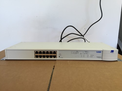 3Com SuperStack II PS Hub 40 External Hub Stackable 12 Port - 第 1/5 張圖片