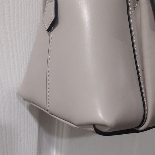 Samantha Thavasa Always Happiest Grey & Gold Handbag - Zipper Closure -Authentic - Picture 4 of 13
