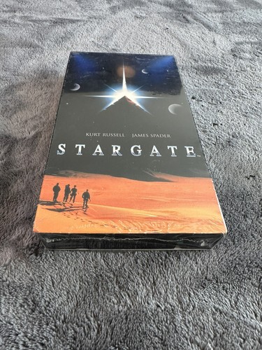 sealed vhs lot, Stargate, Little Rascals, Color Of Money & Dana Carvey �� - Bild 2 von 9