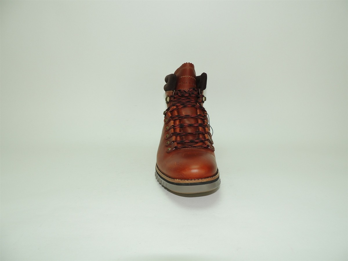 Cole Haan Men display picture 2