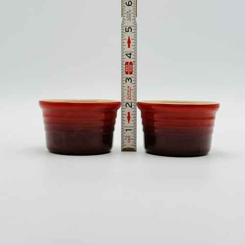 Le Creuset Stoneware Ramekins Ombre Red .2L/7oz Stackable Set Of 2 NEW - Picture 2 of 13