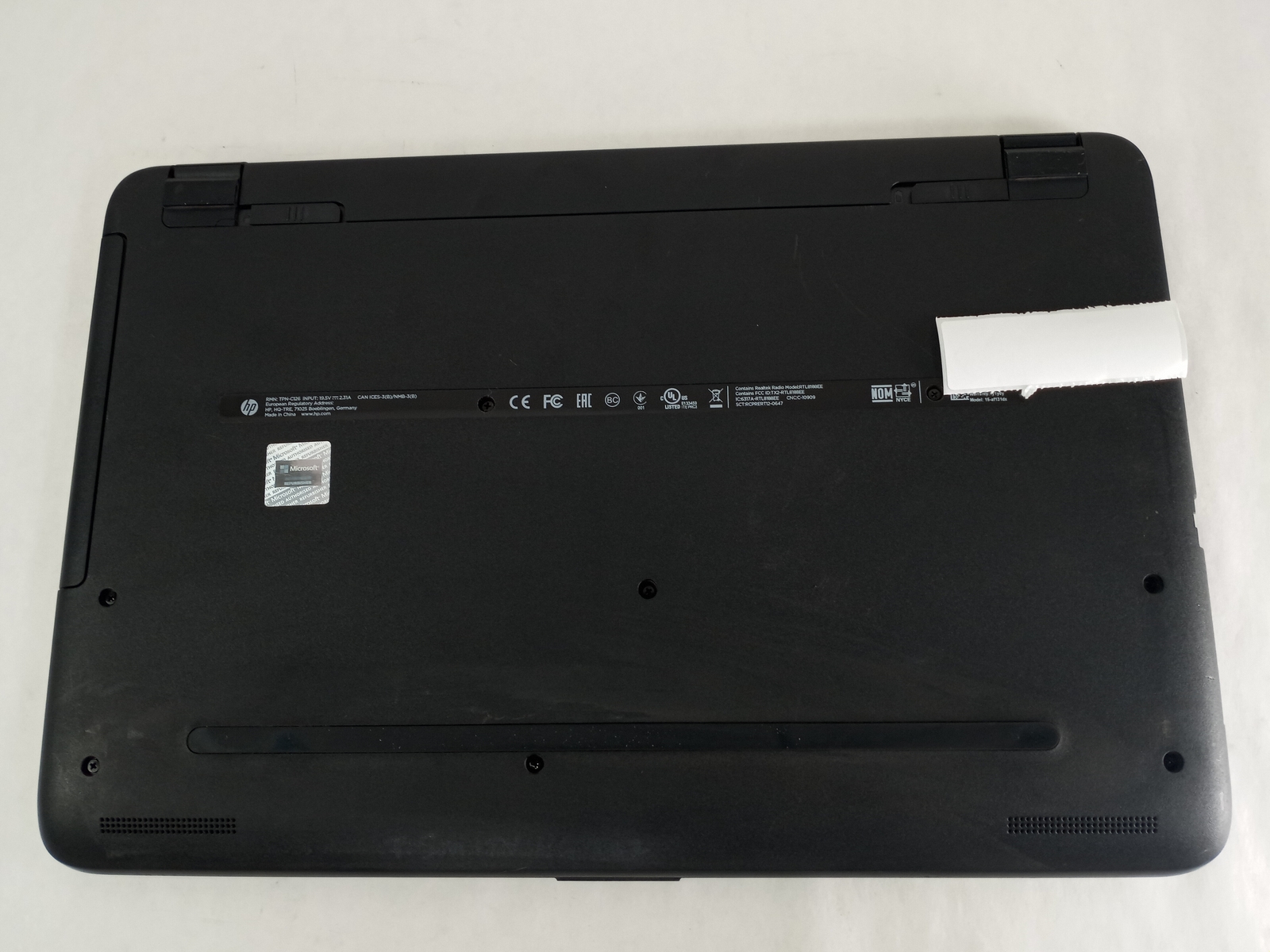 HP 15AF131DX NoteBook AMD A65200 2.0 GHz 4 GB 256 GB SSD Windows 10