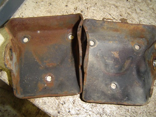 1977 GM small block engen mount brackets - Picture 2 of 4