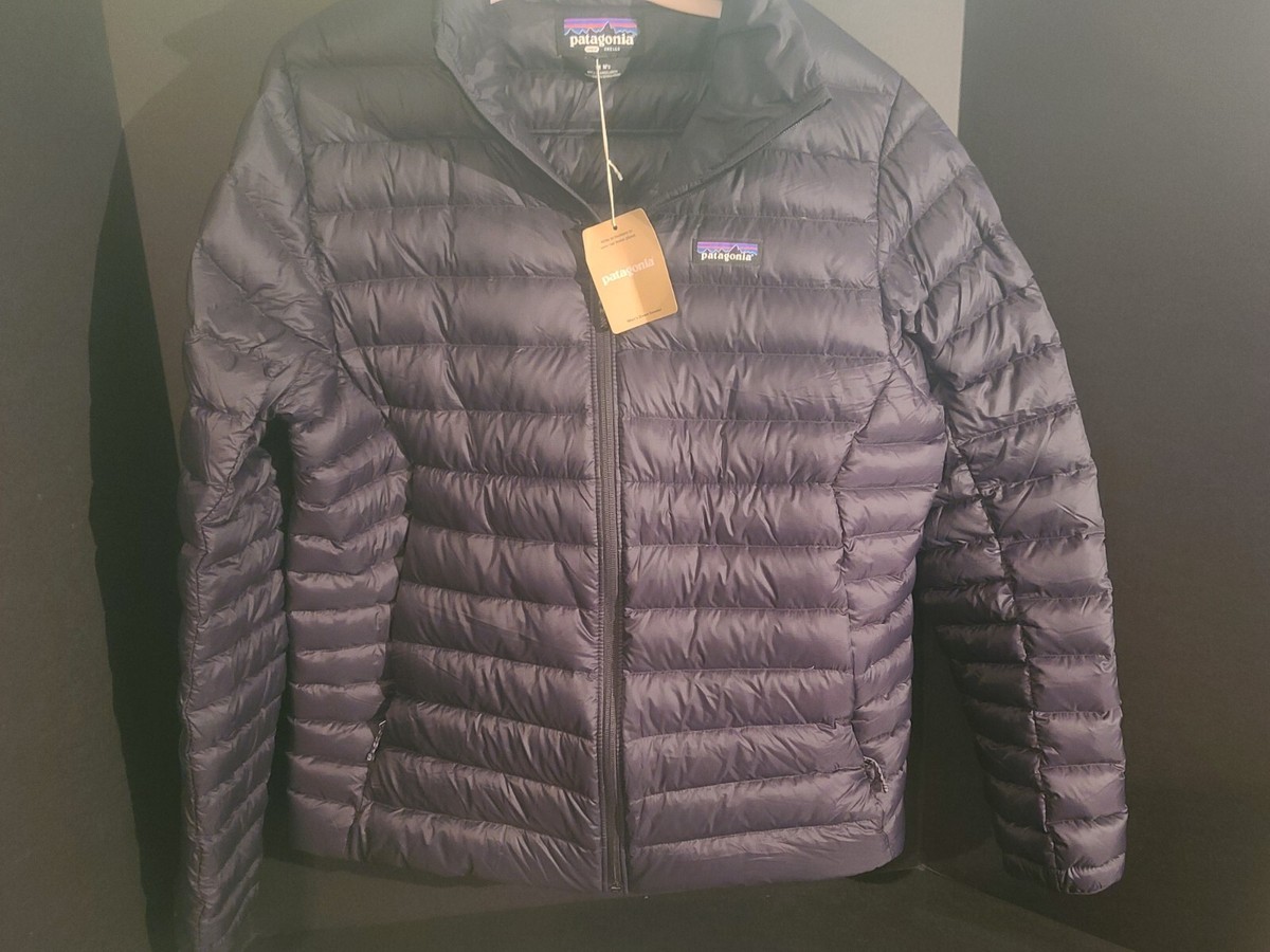 NEW WITH TAG Patagonia Down Puffer Jacket M Polyester BLACK NEW WITH TAG Patagonia Down Puffer Jacket M Polyester BLACK