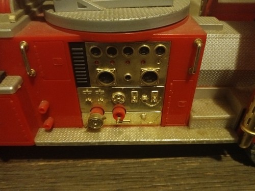 2 CONTROL REMOTO CAMIÓN DE BOMBEROS VINTAGE ROJO STEERACON 22" - Imagen 23 de 24