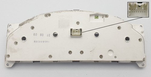 VOLVO XC90 05-10 I 275 INSTRUMENT CLUSTER SPEEDOMETER 30746111 - Picture 6 of 10