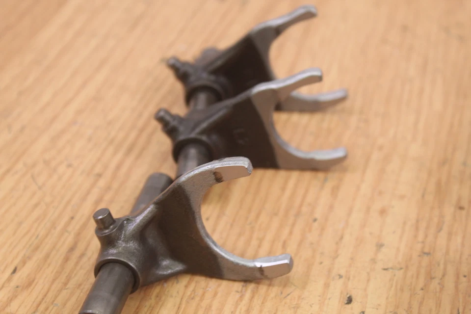 1981 HONDA CR250 CR 250 Tranny / Transmission Foto 4 de 4