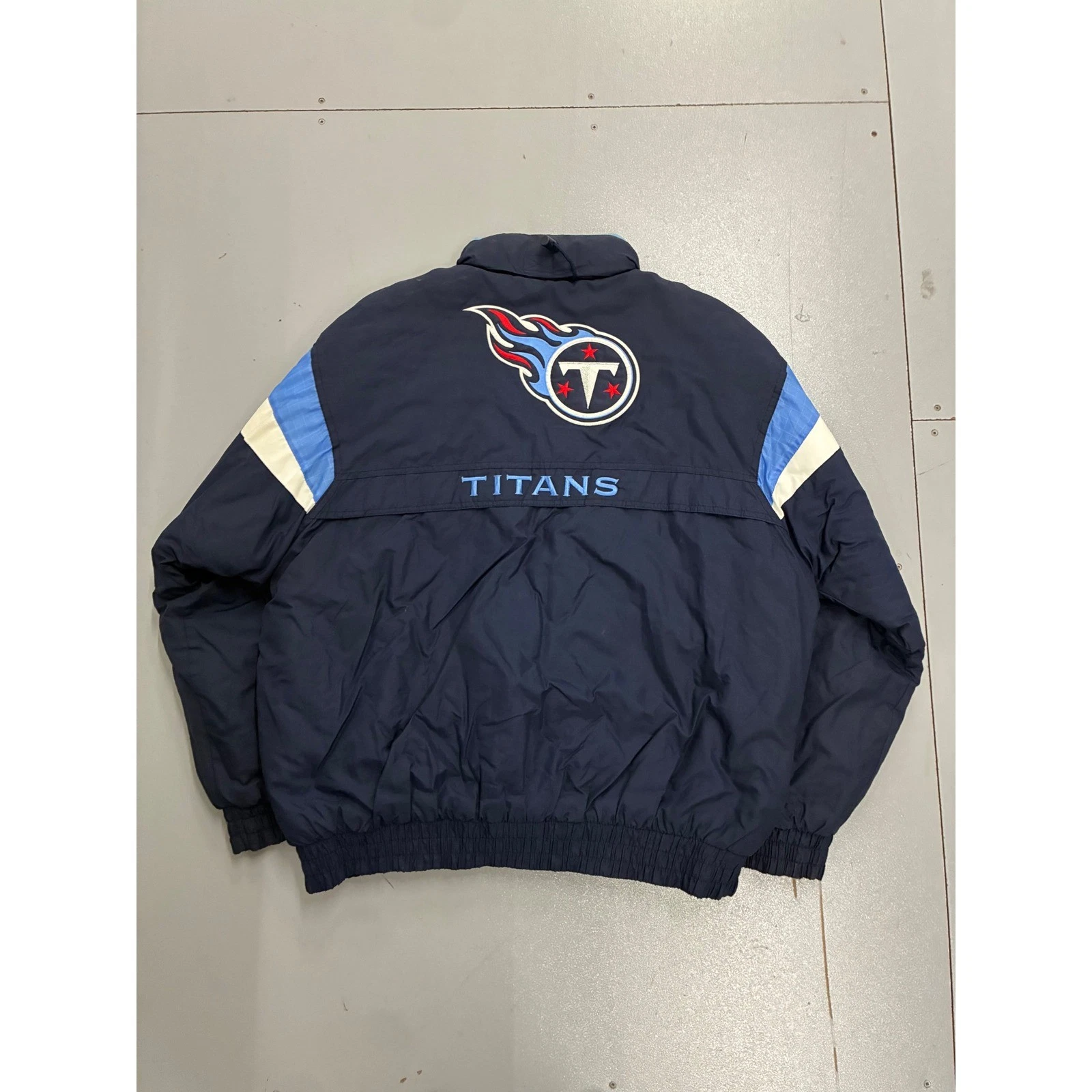 Vintage Logo Athletic NFL Tennessee Titans Jacket Navy Blue XL Game Day Puffy - product detail image 2