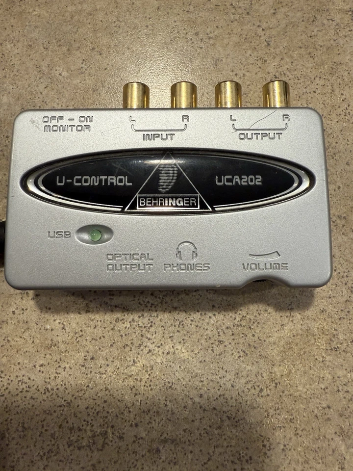 Behringer U-Control UCA-202 USB 2-Ch Stereo Audio Interface - Tested - Image 3 of 4