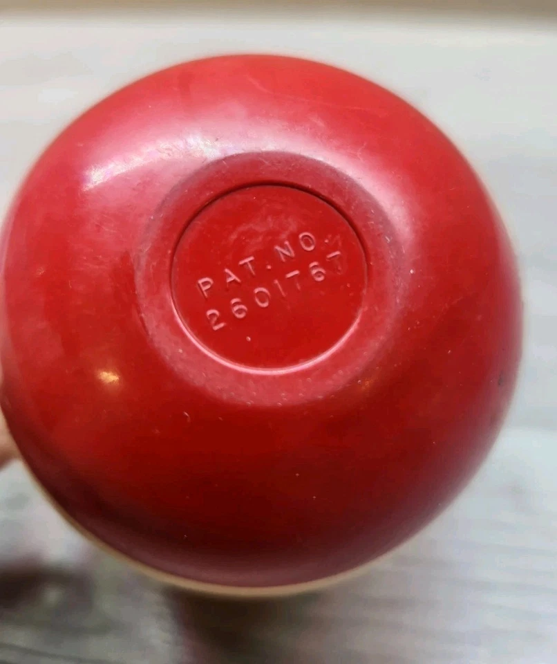 De colección Tommee Tippee Sippy Cup Fondo Pesado Años 60 Oso Bebedero Infantil con Tapa Foto 4 de 4