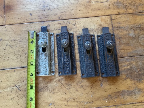 4er Set Vintage recyceltes viktorianisches Messing-Schranktürriegelschloss Eastlake