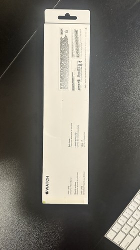 Apple Watch 45mm Dark Cherry Solo Loop Size 7 Silicone - 第 4/5 張圖片