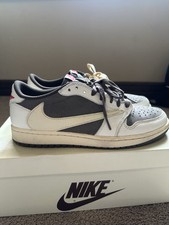 Size 9.5 - Jordan 1 Low OG x Travis Scott Reverse Mocha
