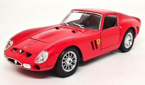 Modellino auto Burago 1/24 Ferrari 250 GTO 1962 rosso pressofuso - Foto 2 di 7