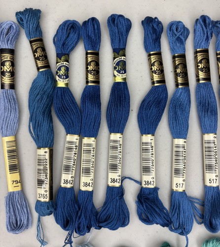 LOT of 29 Skeins DMC 25 Embroidery Floss 100% Cotton - Blue / Violet / Green - Picture 3 of 17