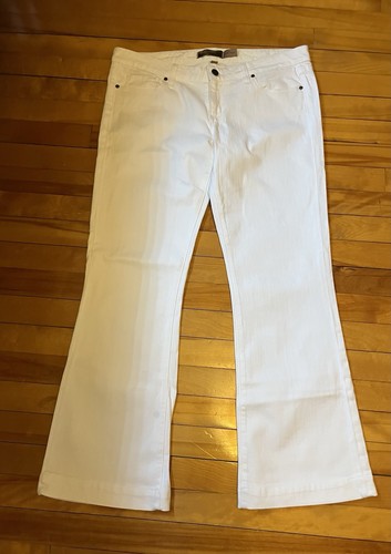 Paige Laurel Canyon White Bootcut Low Rise Jeans 31 - Picture 1 of 14
