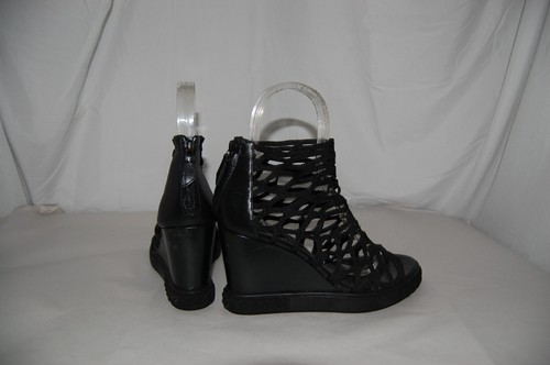 US 8.5❤️ Casadei MADE ITALY Black Leather & Mesh High Wedge Platform Sandals - Picture 8 of 13