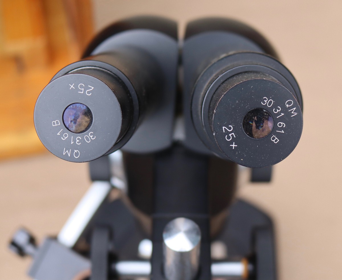 Vintage Carl Zeiss Jena Black Microscope w/ Objectives Vintage Carl Zeiss Jena Black Microscope w/ Objectives