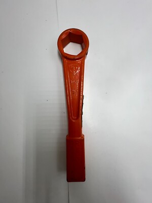 Gearench Petol Striking Wrench SW06 Stud Size 1-1/4'' Head Diameter 2-15/16''