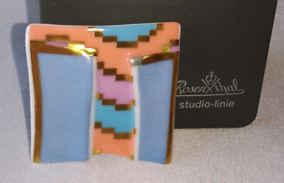 Broche Sculpture En Céramique Originale De JOHAN Van LOON Pour ROSENTHAL - État Excellent