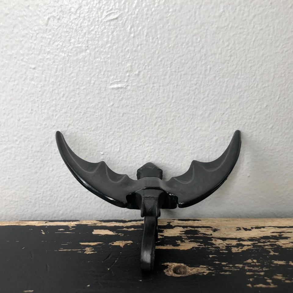 Batman The Dark Knight Collection Kenner Shadow Wing Armas Peças Acessórios - Imagem 3 de 4