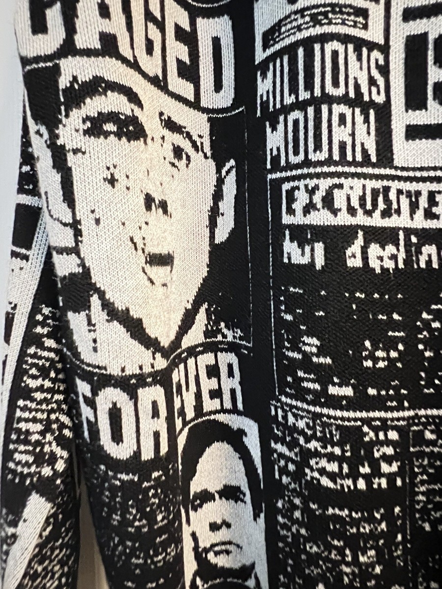 SUPREME Newspaper Black White Crewneck Merino Wool Sweater Medium
