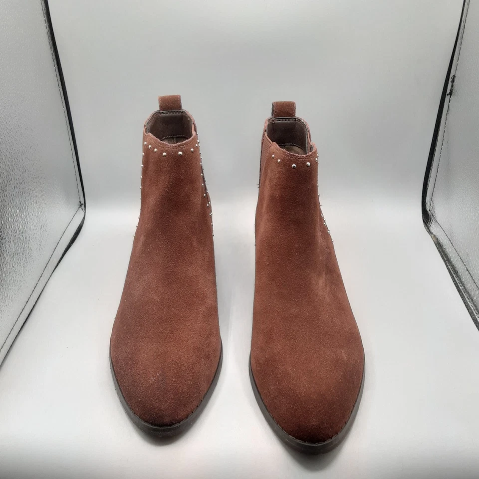 Isaac Mizrahi Botas Para Mujer 8.5M Marrón Tachonado Gamuza Tobillo A32 Foto 2 de 4