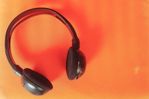 2008 Ford Expedition Compatible Wireless DVD Headphone - Picture 13 of 13