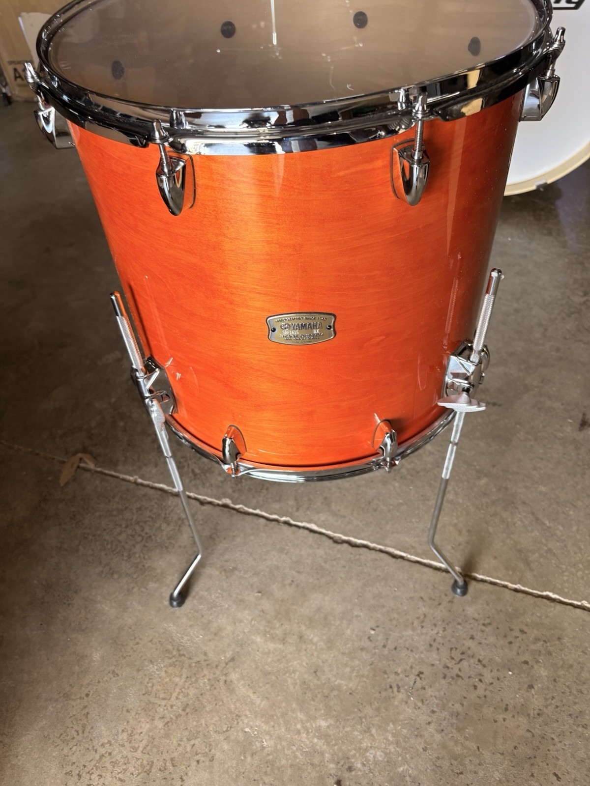 Yamaha Stage Custom 16 Diameter X 15 Deep Floor Tom Amber